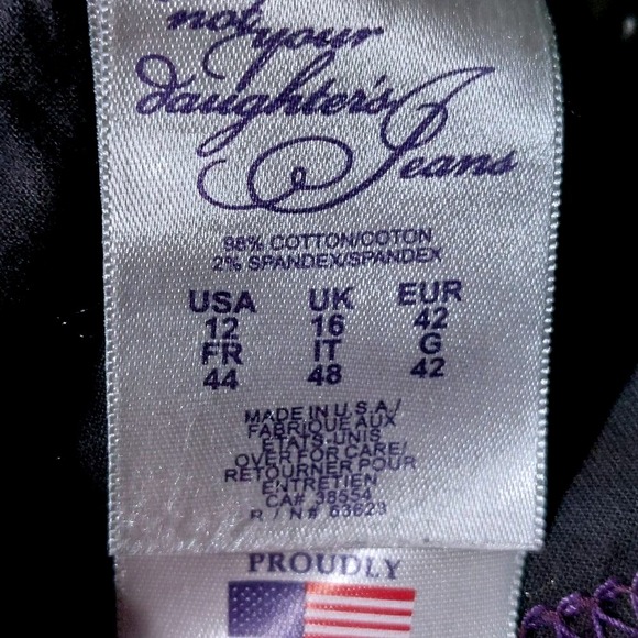 NYDJ Women's High Rise Stretch Straight Leg Ankle Jeans Black Size 12 EUC - Picture 10 of 12